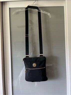 Baggilini Blaxk Crossbody Travel Bag with Gold Hardware 168